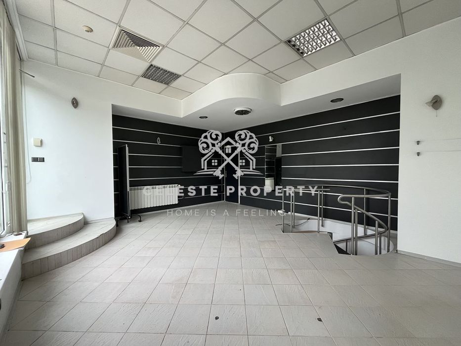 Дава се под наем Магазин в София, Дианабад - 71 кв.м за 943.5 € - Снимка #1