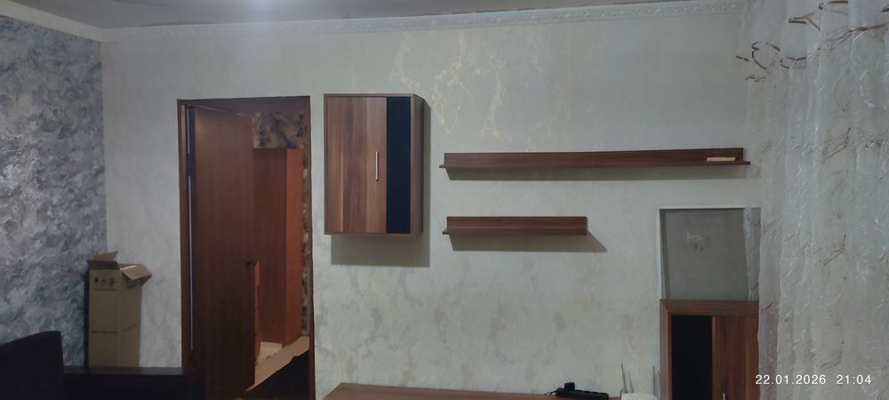 Сдам часть  дома  2к кухня