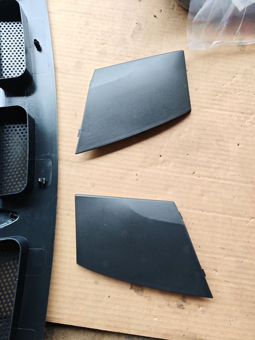 Пластмаса за пр. капак пръскалкиМерцедес A169 B245