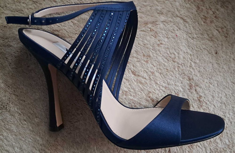 Nina нови дизайнерски сандали 39 номер