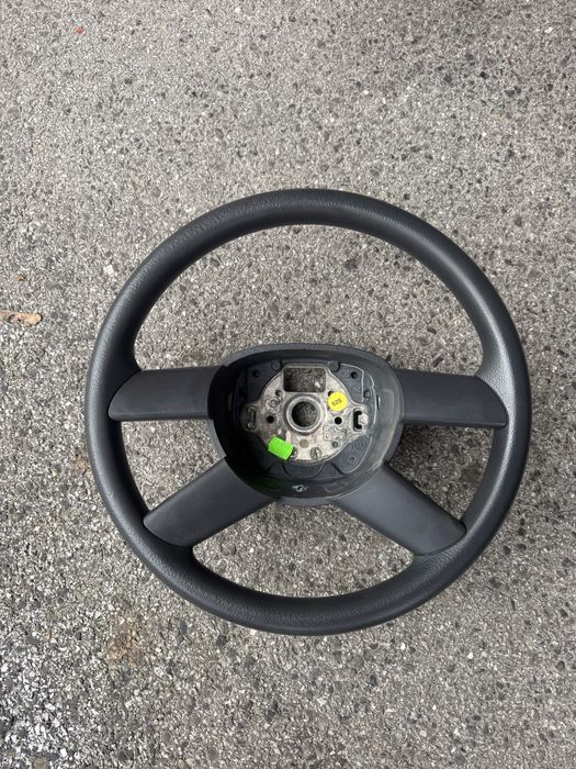 Волан за VW Голф 5