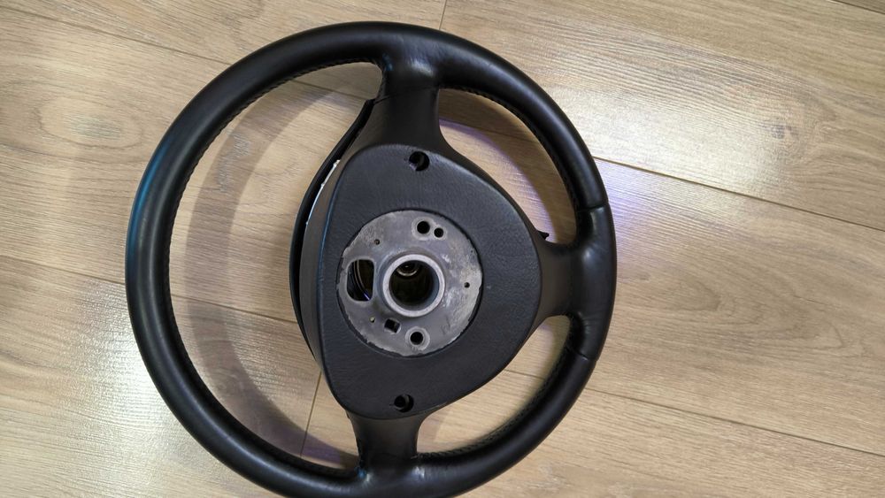 Трилъчев волан за VW, SKODA, SEAT