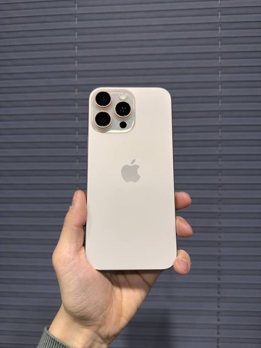 iphone 16 pro max desert