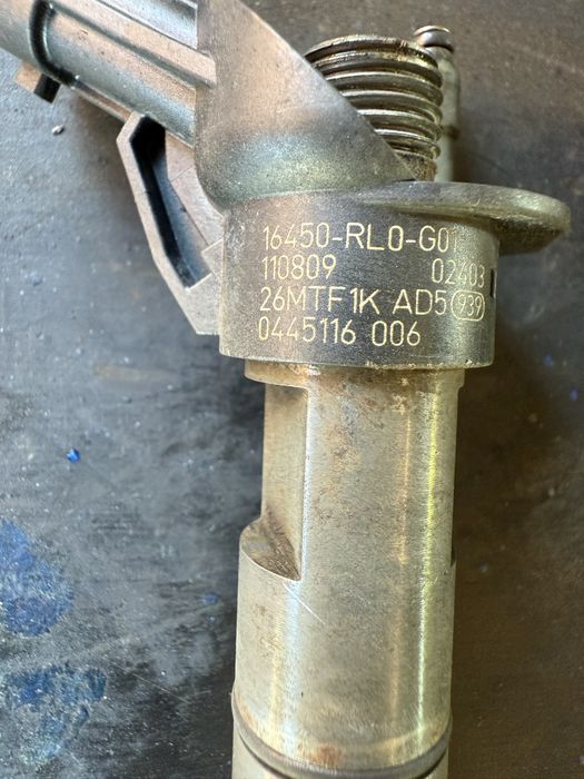 Injector,set injectoare Honda Cr-V 2.2\euro 5 cod 0445116006