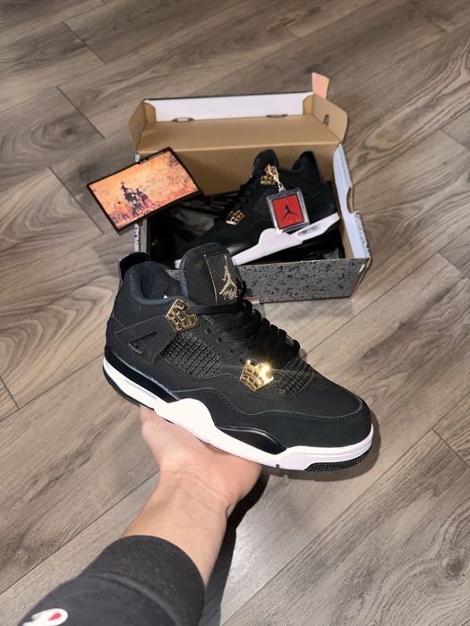Jordan 4