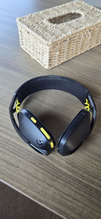 Casti Logitech G435