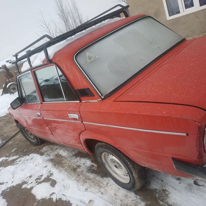 Jiguli vaz 2106 moshinasi