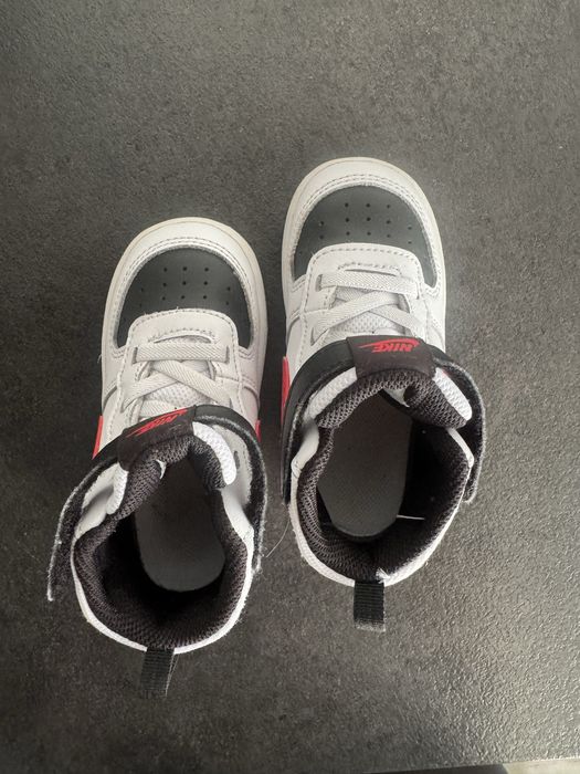 Високи маратонки Nike