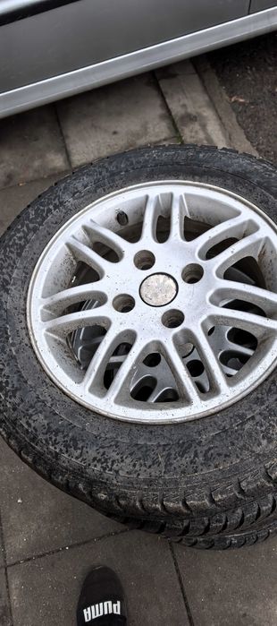 Джанти с нови гуми за пежо 206