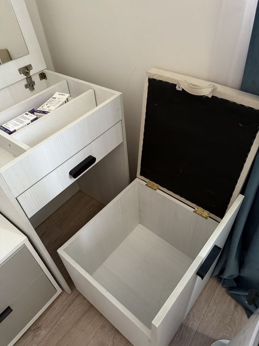 Туалетный столик