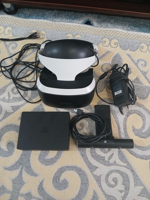 Sony PlayStation 4 Pro VR2 очки в отличном состояний