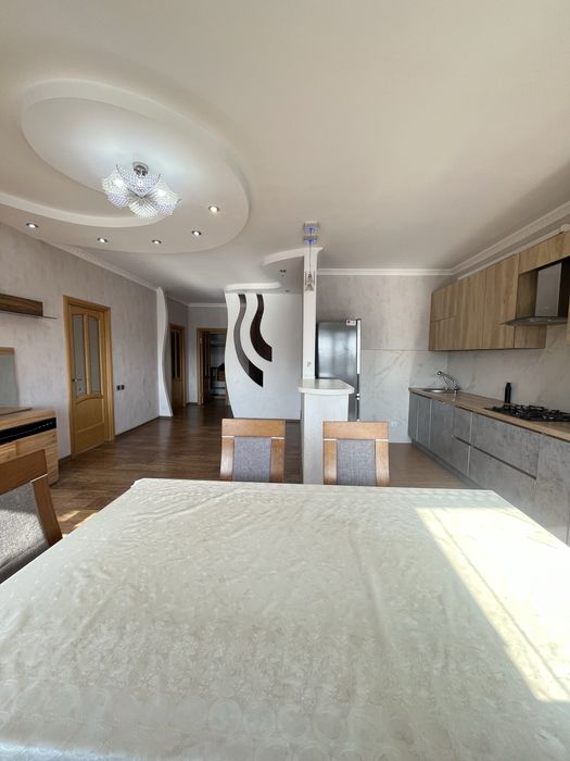 Евротрешка в районе ГиперДина