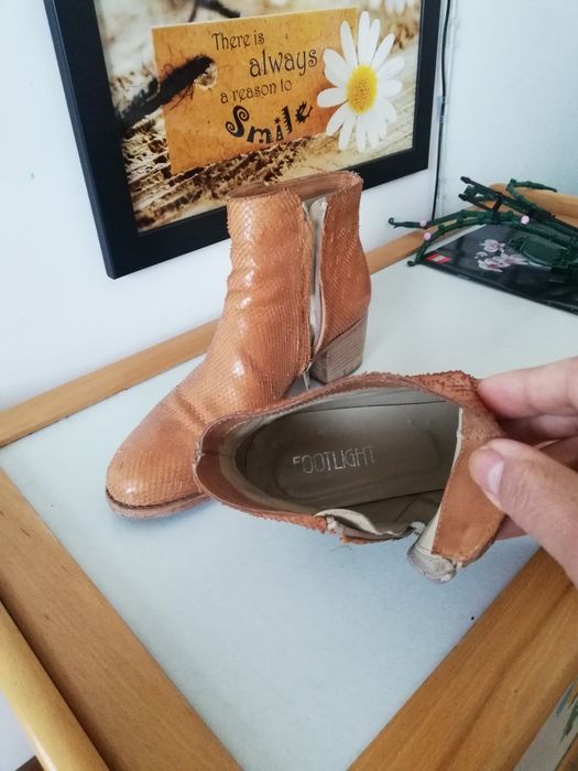 Ghete de de dama din piele