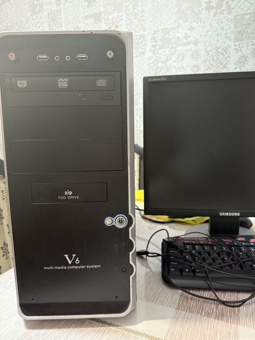 Компьютер продам.