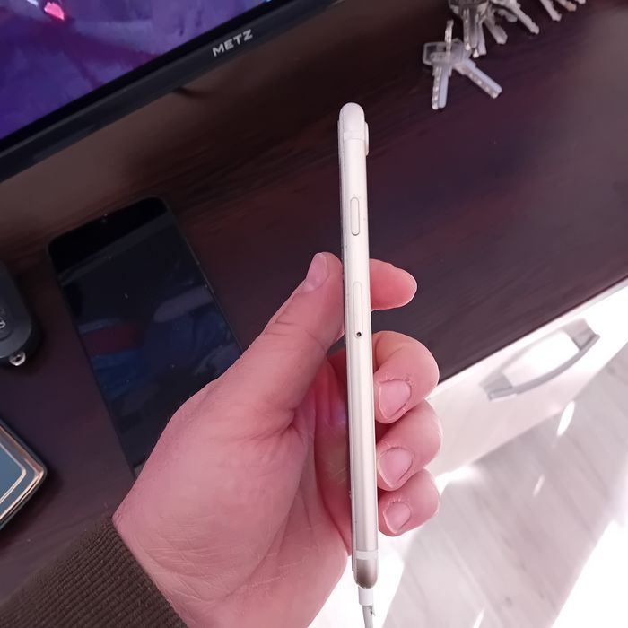 Iphone 7   32GB добро състояние