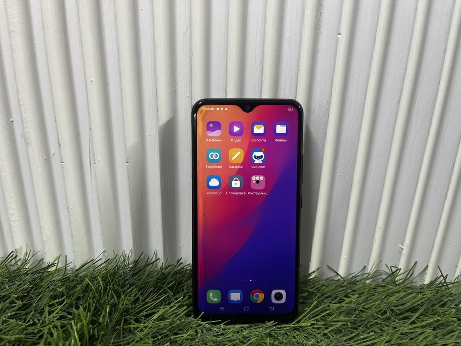 Телефон Vivo Y12 32 gb