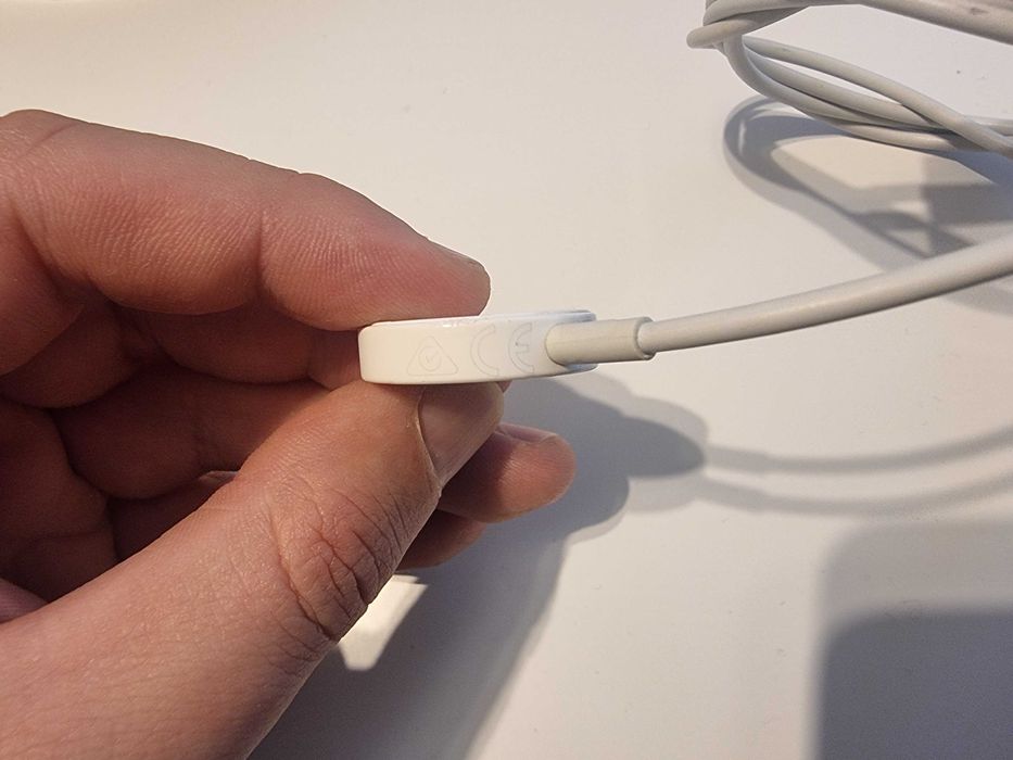 apple iwatch charger magnetic