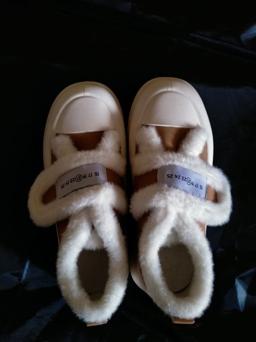 Продам новое пальто и лоферы