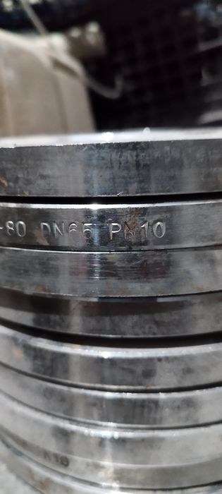 Продам новые фланцы