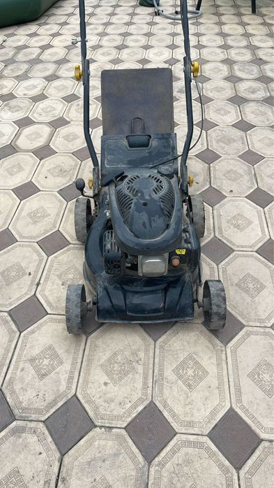 Газонокосилка в идеальном состоянии