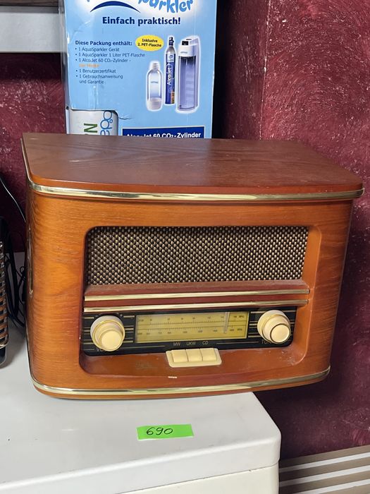 Radio vintage Dual original – piesă autentică pentru colecționari