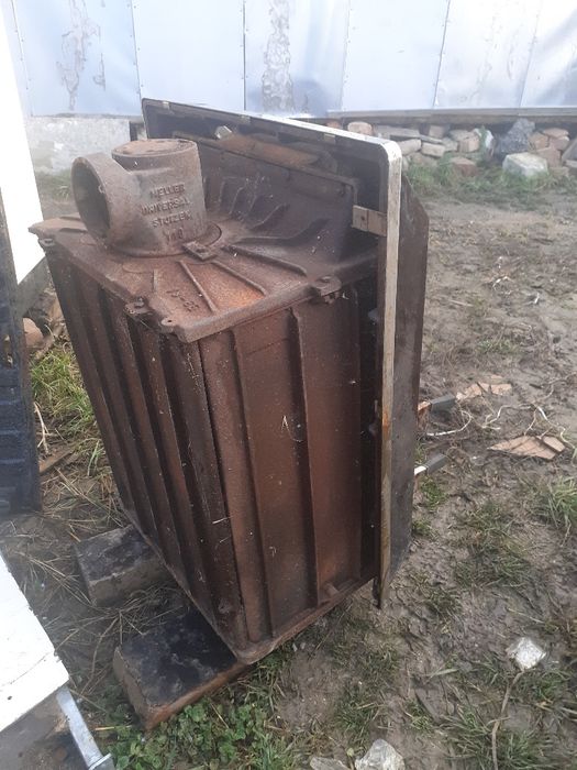 Sobă fontă,tip șemineu