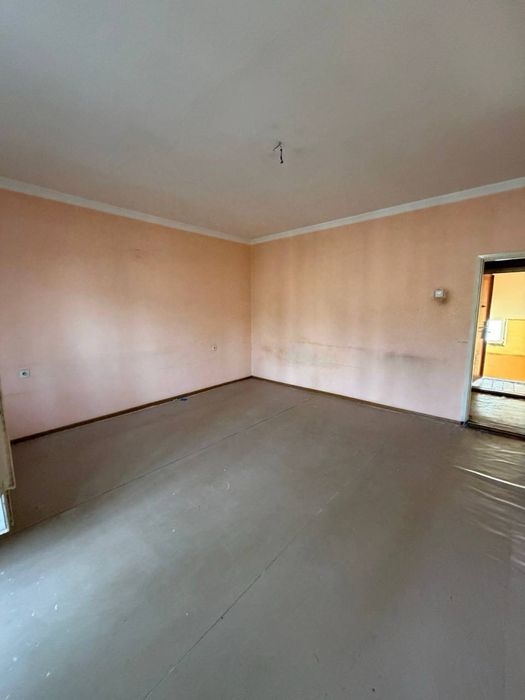 Продается квартира срочно чиланзар 20а