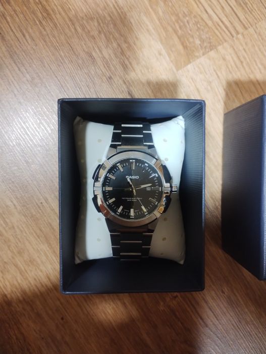 Нови часовници Casio Edifice