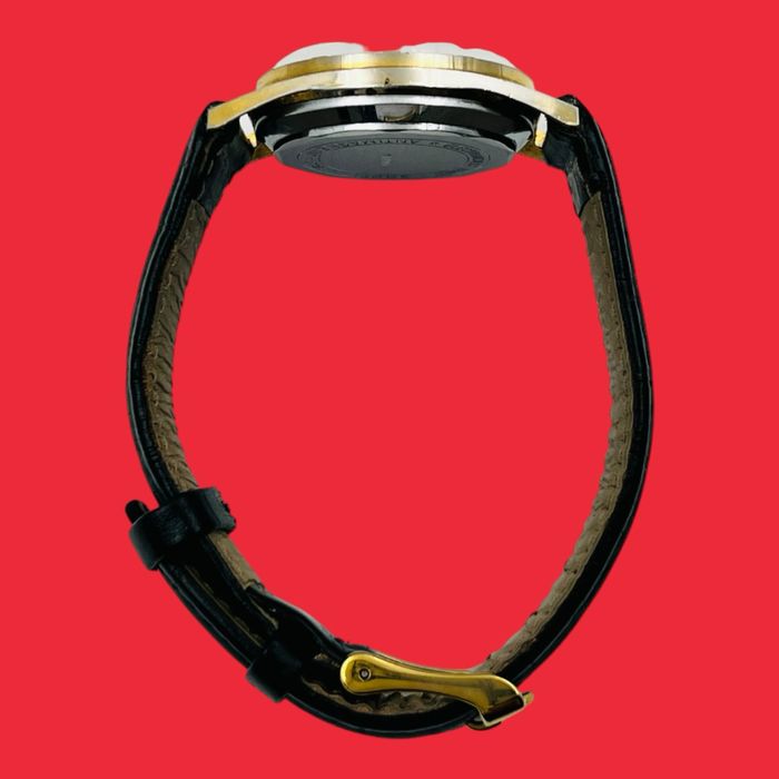 WILSON Calendar – Антимагнитен швейцарски часовник