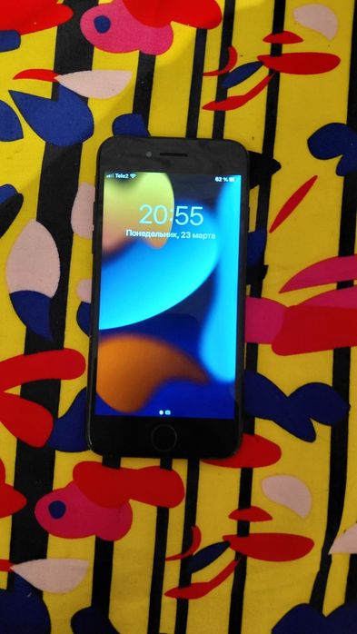 Продаю айфон 7 128гб