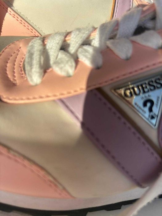 Дамски сникърси Guess