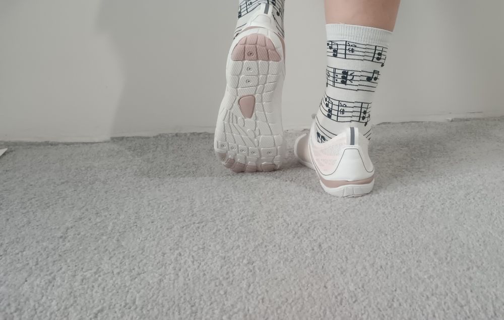 Дамски Боси обувки в бяло и розово