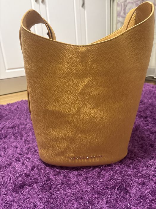 Geanta piele Laura Maxim ! Lotus . Mango . Noua !