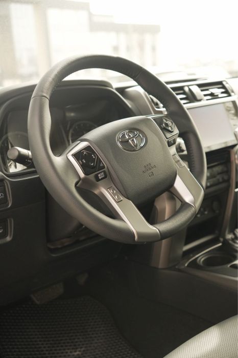 Toyota 4runner 4.4 atmasferniy