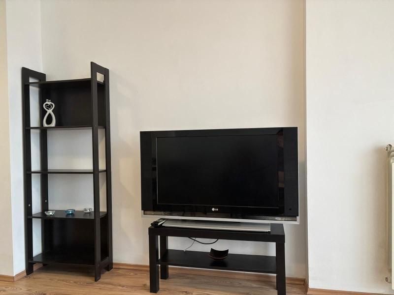 Дава се под наем Двустаен апартамент в София, Илинден - 55 кв.м за 560 € - Снимка #2