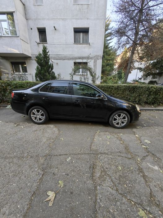Vând Volkswagen Jetta 2006 automata 1.9 TDI