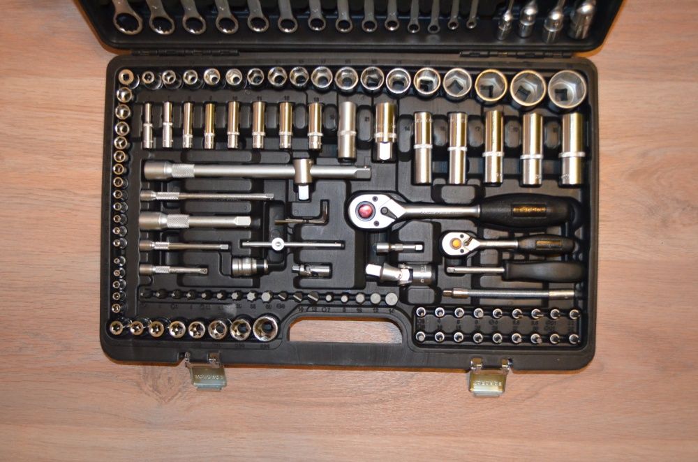 Набор инструментов ProForce 137 предметов