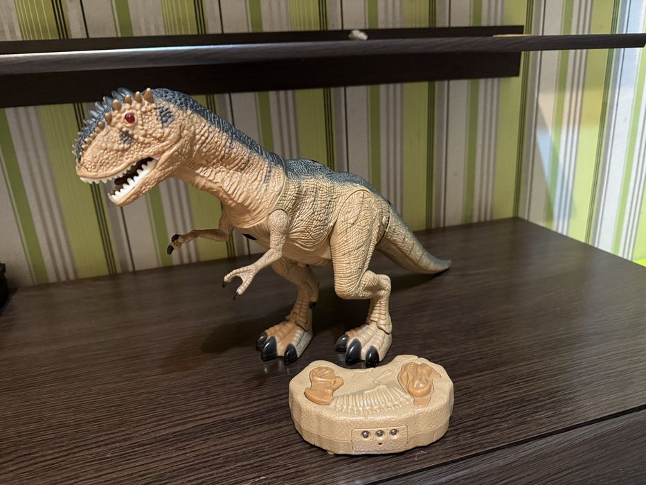 Пролам Динозавра