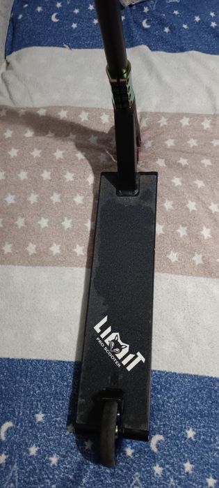 Трюковой самокат limit lmt 83