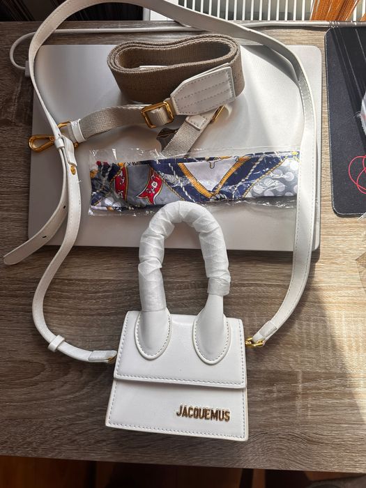 Jacquemus mini gentuta