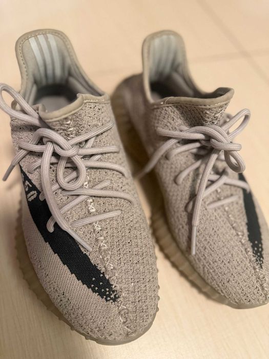 Adidas Yeezy Boost 350 V2 "Beluga 2.0"