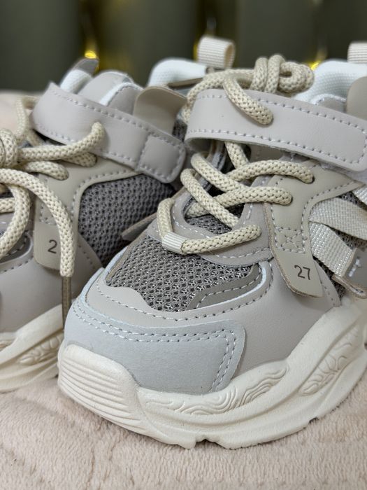 Кроссовки детские