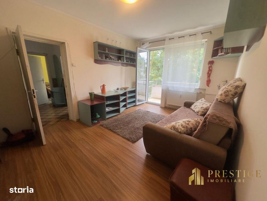 Apartament cu 3 camere de vanzare pe str.Selimbarului-Oradea — fotografia 2