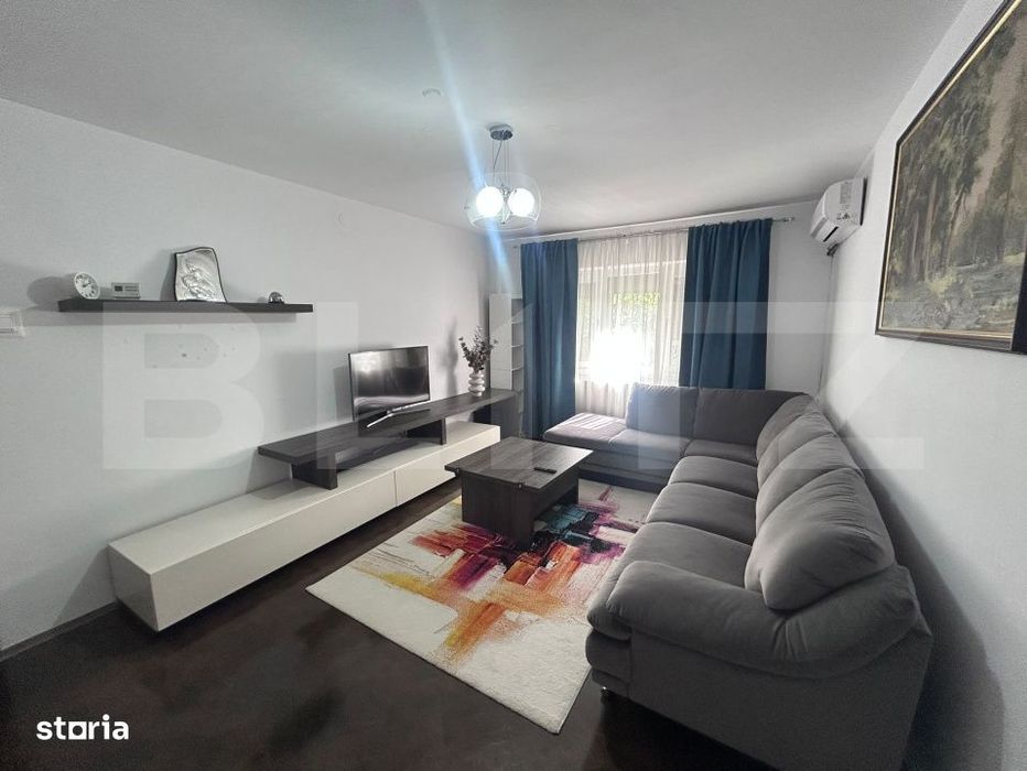 Apartament cu 3 camere, decomandat, centrala si AC, zona Helin Ciuperc