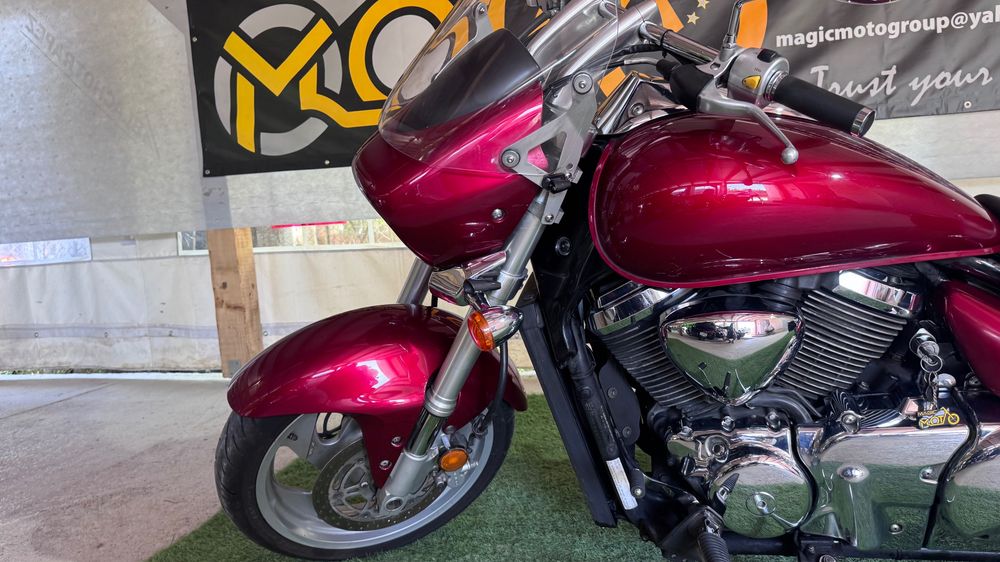 Suzuki boulevard M90