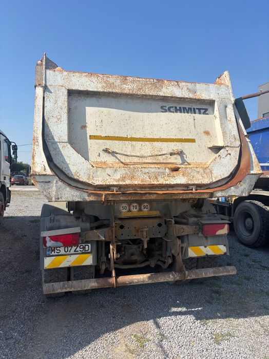 Autobasculanta MAN 8x4