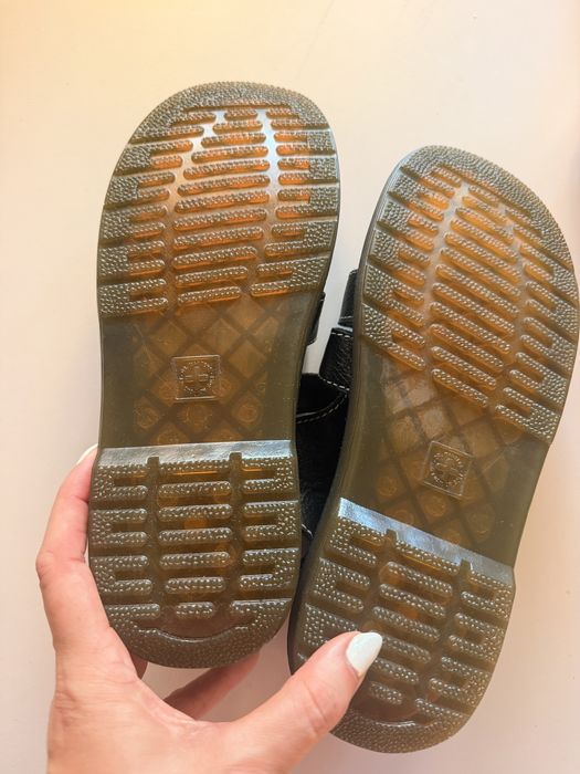 Dr. Martens Carolyne чисто нови сандали
