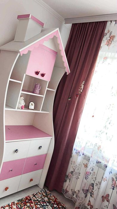 Închiriez apartament 3 camere