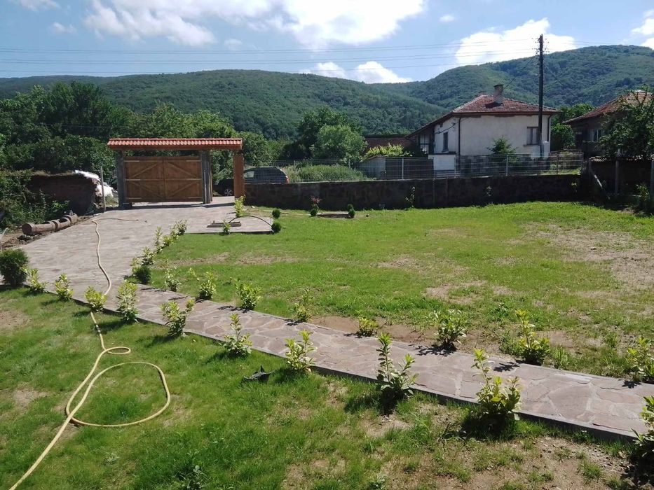 Огради и Бетонни оградни пояси