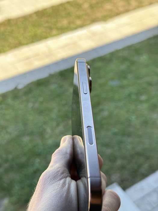 iPhone 16 Pro Max Desert Titanium 512GB impecabil
